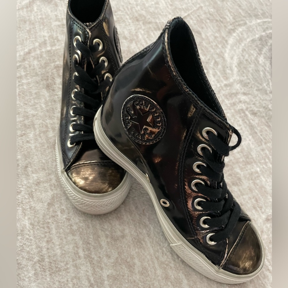 Converse Girls Platform
